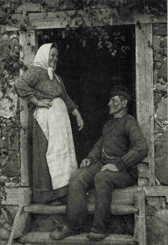 Blarnery at KokneseKoknese, formerly Kokenhusen, on the way to Daugavpils, clusters around the ruins of the Castle or Kokenhusen, built by Bishop Albert in 1209 and occupied by the Archibishops of Rigas from 1397 to 1566.Photograph by J. Reeksta